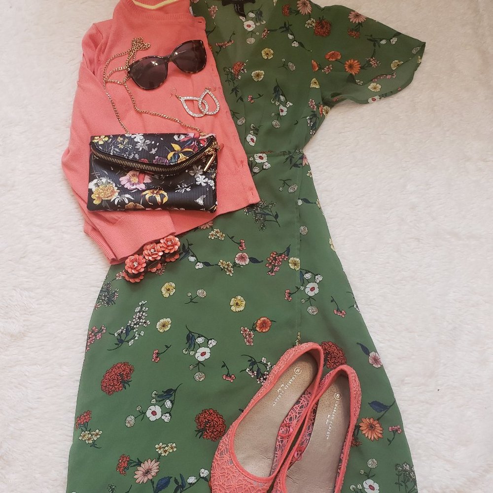 Forever 21 Green floral spring dress